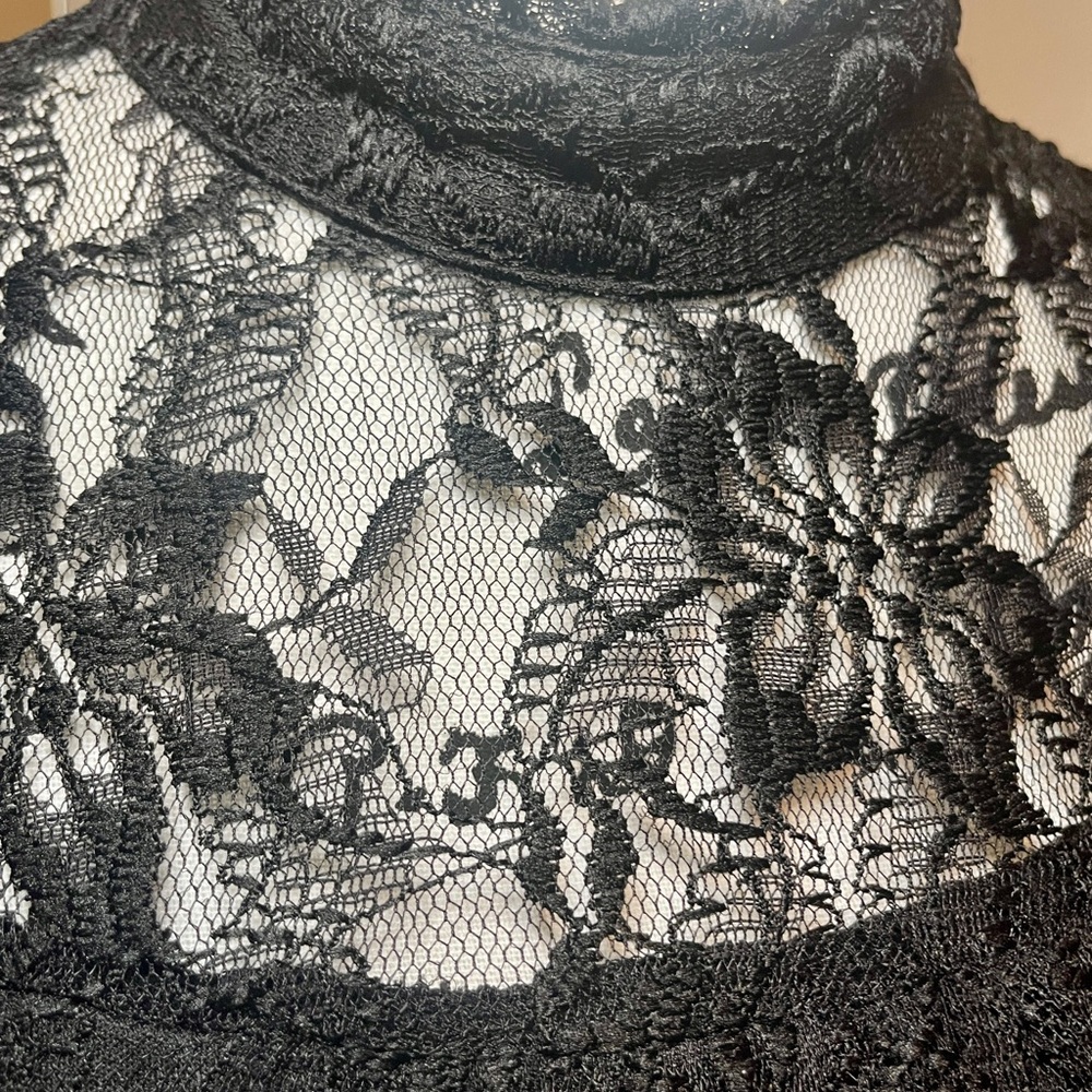 Shannon Ford New York Black Lace Sleeveless Blouse – Size L - Picture 6 of 11